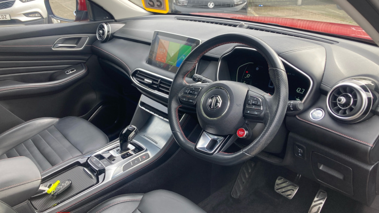 MG Hs 1.5 T-GDI Exclusive 5dr DCT Petrol Hatchback